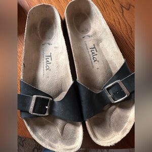 Tula Black Leather Sandals with Silver Buckles